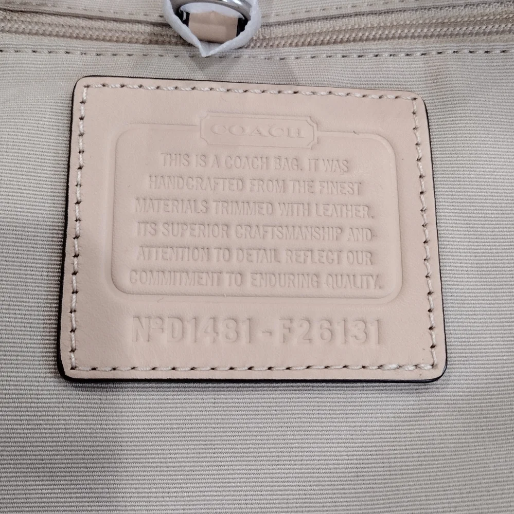 NWT COACH SIGNATURE STRIPE DEVIN SHOULDER  Tote